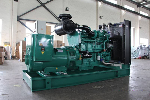 莫力达瓦320kw康明斯柴油发电车出租组图片 莫力达瓦320kw康明斯柴油发电车出租组图片